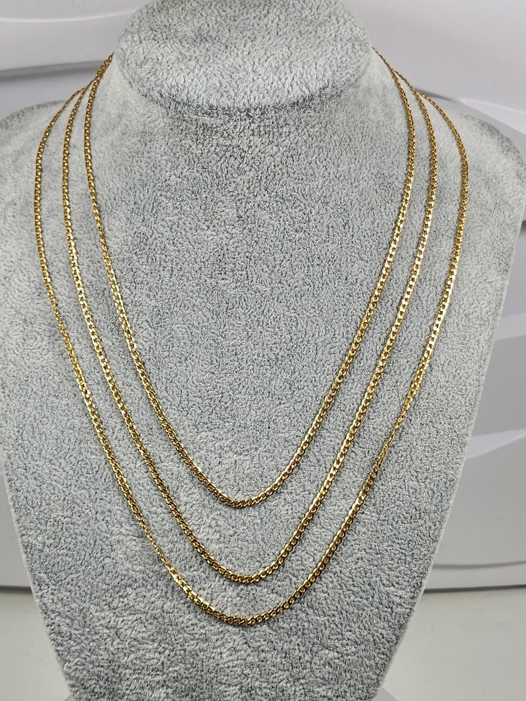 The Avigail 18K Gold Curb Chain Necklace