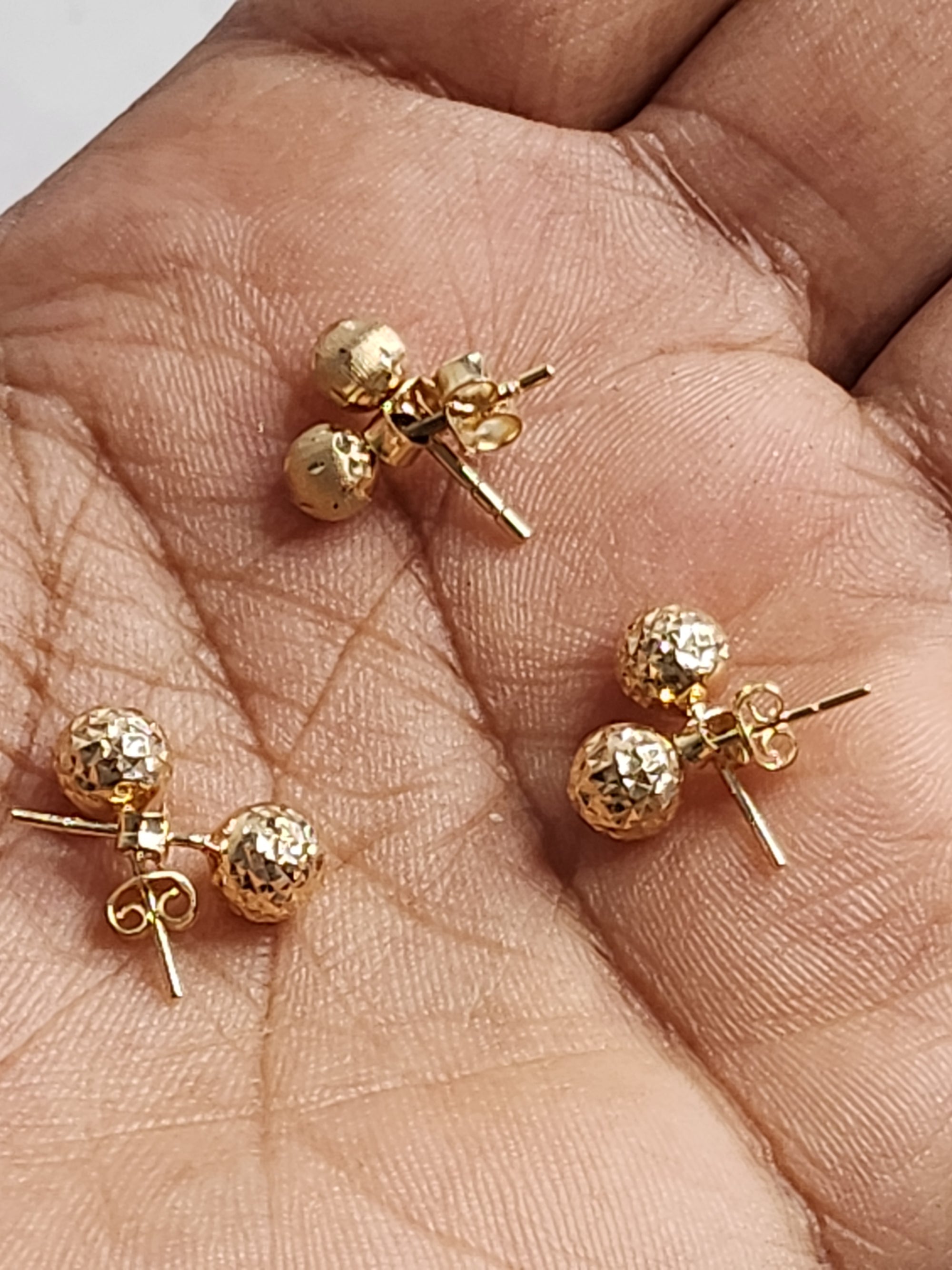 The Dinah 18K Gold Ball Stud Earrings