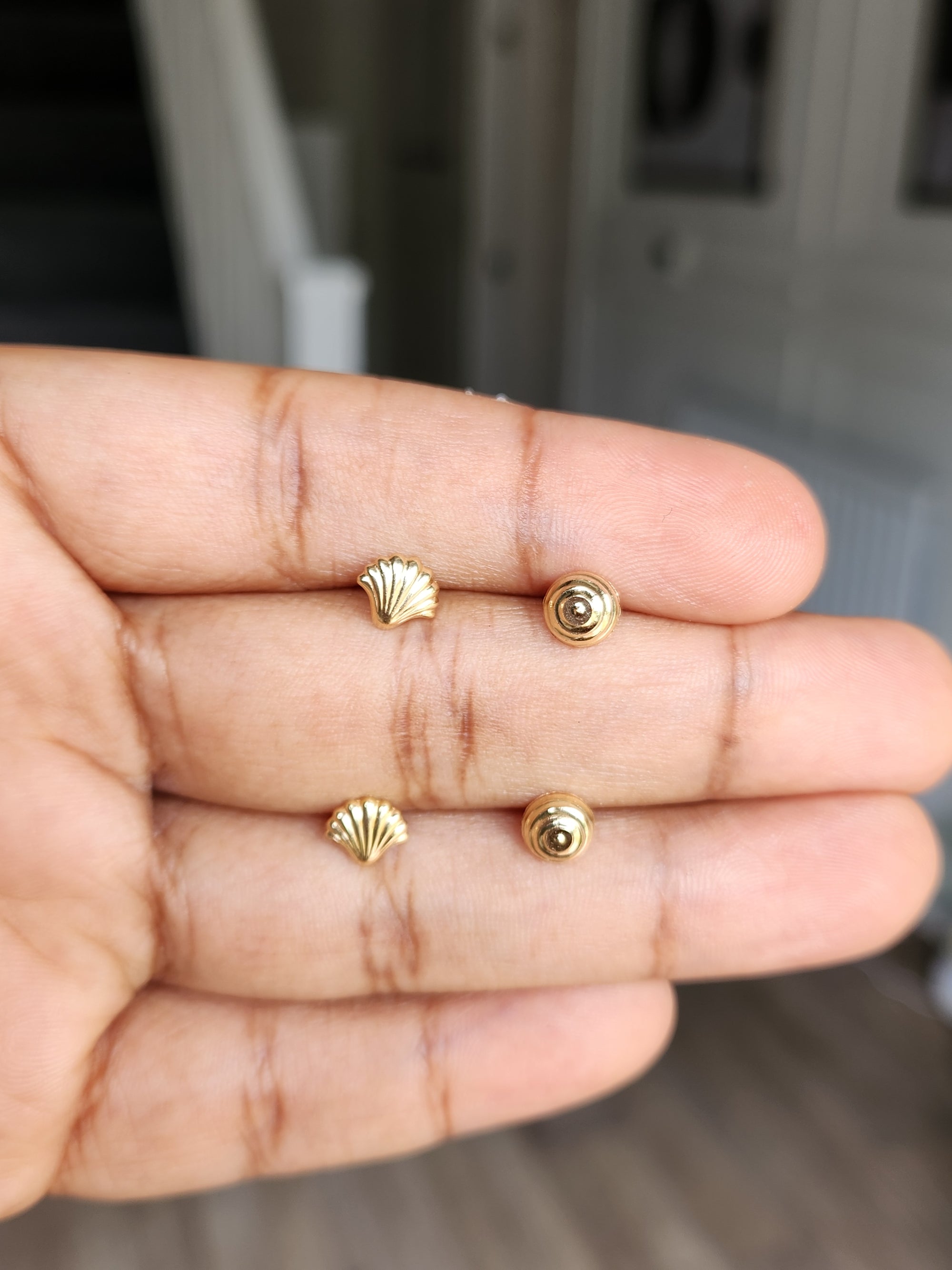 The Zara 18K Gold Shell Stud Earrings